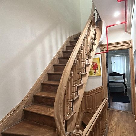 Harlem Brownstone Apartment นิวยอร์ก ภายนอก รูปภาพ
